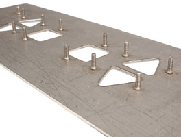 Svorníky privarené kapacitným priváraním